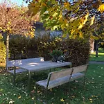 Stilvolle Fuer 6 Personen - Mit Riesiger Dachterrasse アパート