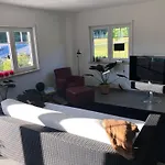 Stilvolle Fuer 6 Personen - Mit Riesiger Dachterrasse Daire Haigerloch