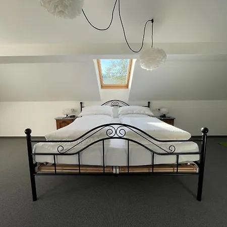 Διαμέρισμα Stilvolle Fuer 6 Personen - Mit Riesiger Dachterrasse