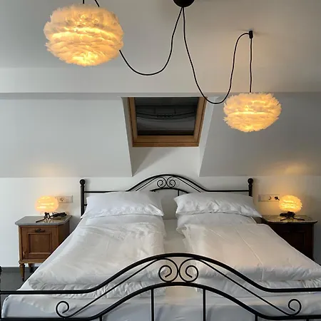 Stilvolle Für Bis Zu 5 Personen - Mit Riesiger Dachterrasse Apartment *