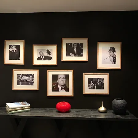 Stilvolle Für Bis Zu 5 Personen - Mit Riesiger Dachterrasse *