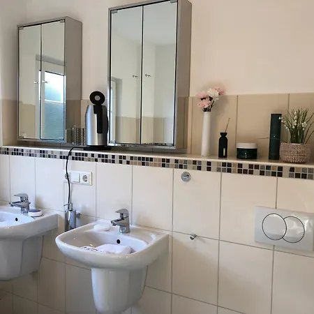 Stilvolle Für Bis Zu 5 Personen - Mit Riesiger Dachterrasse * Haigerloch