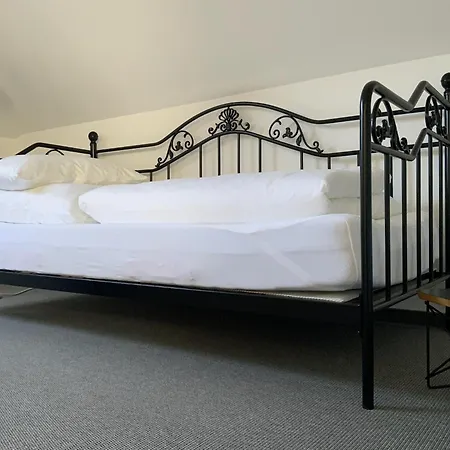 Appartement Stilvolle Fuer 6 Personen - Mit Riesiger Dachterrasse Haigerloch