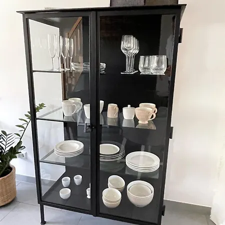 Stilvolle Für Bis Zu 5 Personen - Mit Riesiger Dachterrasse Apartment *