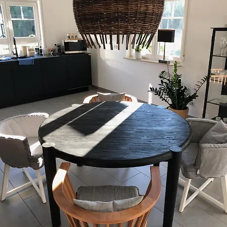 Διαμέρισμα Stilvolle Fuer 6 Personen - Mit Riesiger Dachterrasse Haigerloch