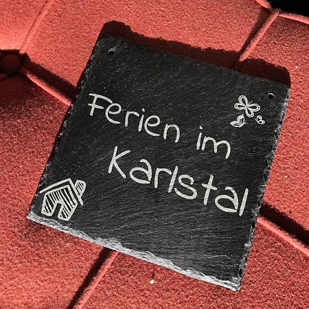 Stilvolle Fuer 6 Personen - Mit Riesiger Dachterrasse *